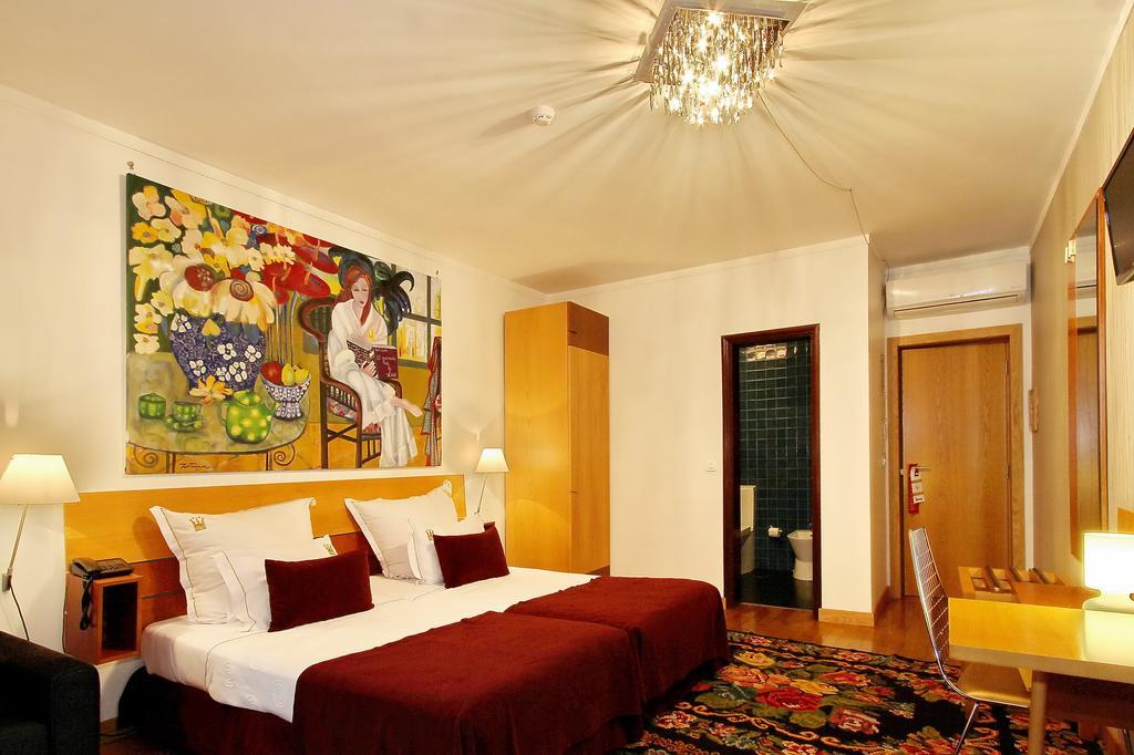 Hotel Mestre De Avis غيمارايش الغرفة الصورة